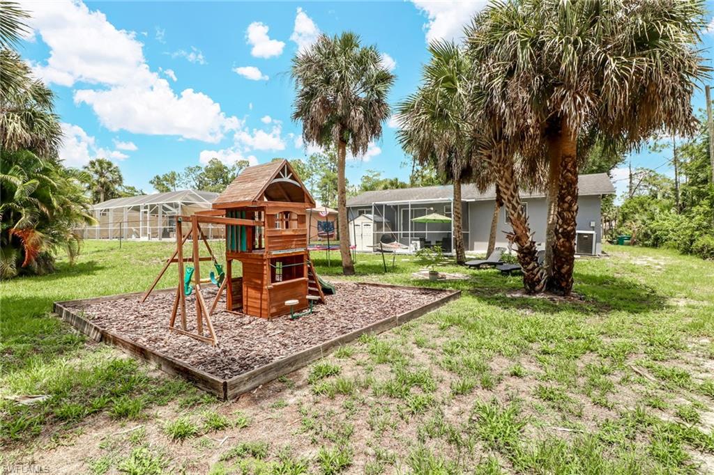 GOLDEN GATE ESTATES - Residential