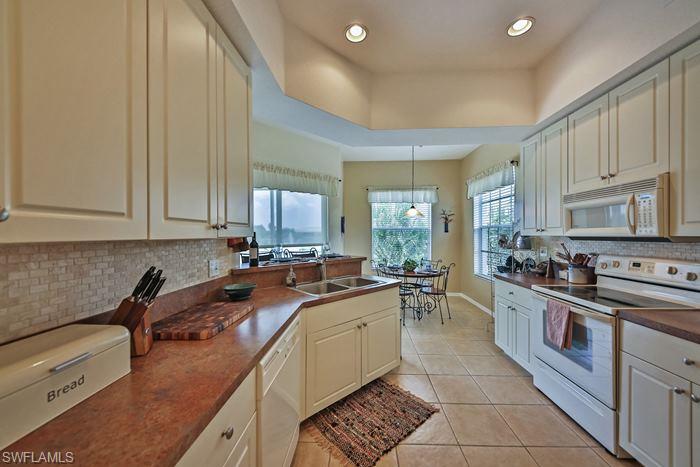 PEBBLE BEACH - Residential