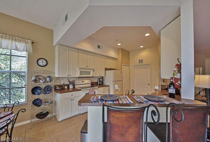 PEBBLE BEACH - Residential