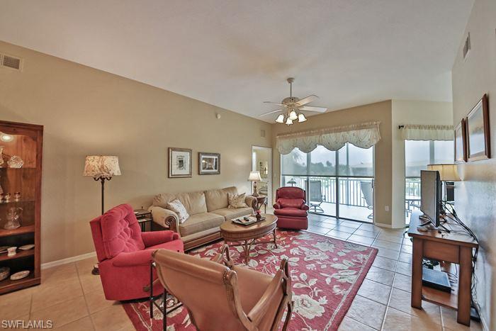 PEBBLE BEACH - Residential