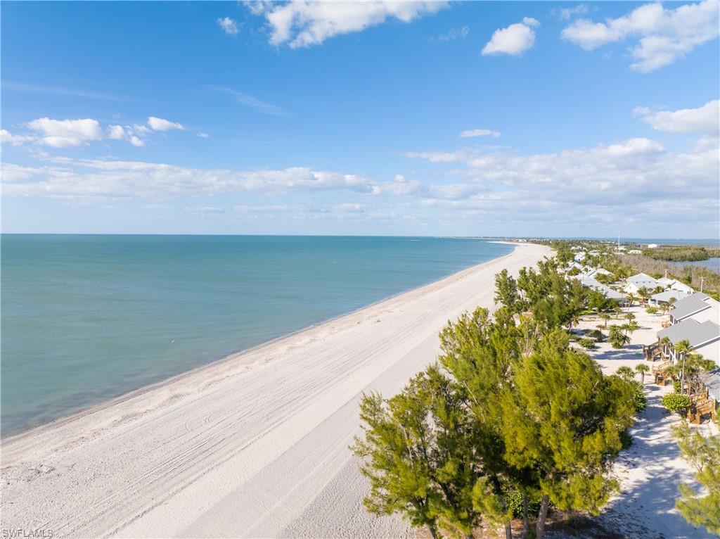 GULF BEACH VILLAS - Residential