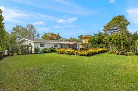 A home in NAPLES