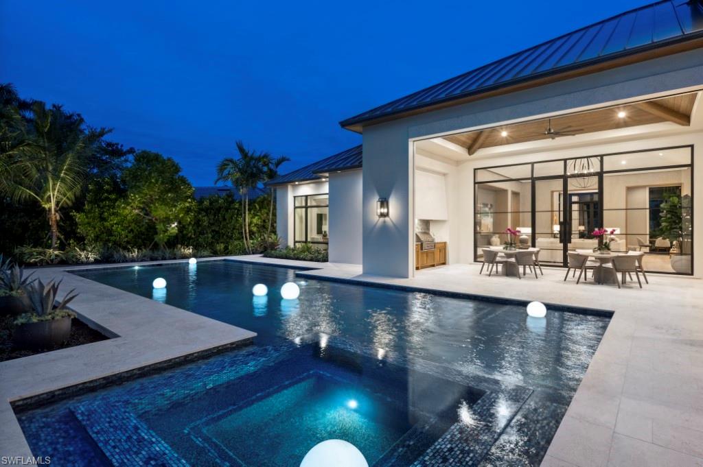 PELICAN BAY WOODS - Residential