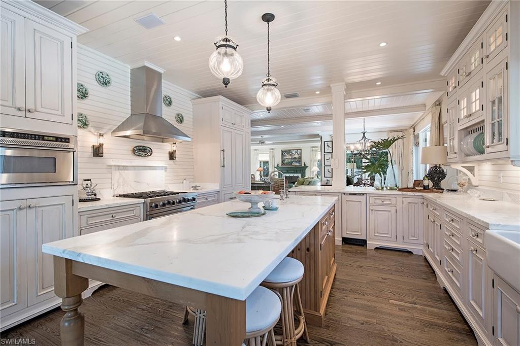 OLDE NAPLES - Residential