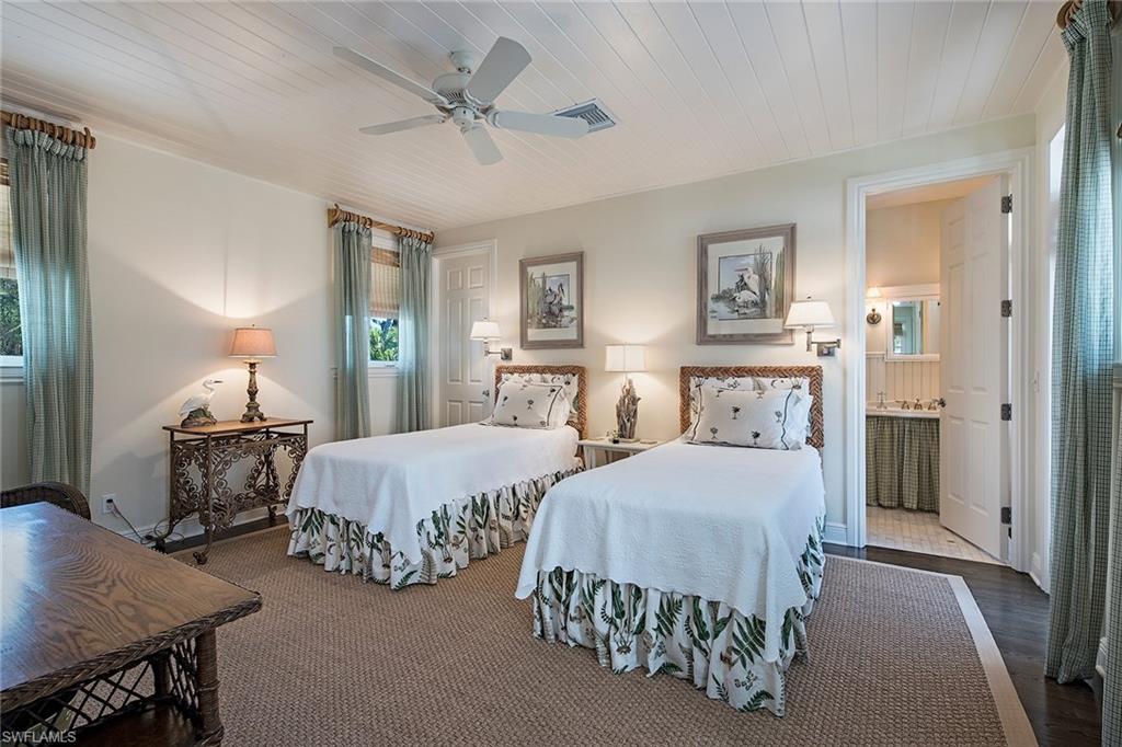 OLDE NAPLES - Residential