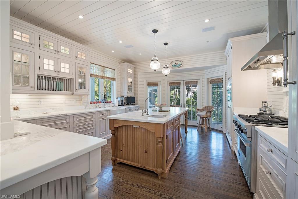 OLDE NAPLES - Residential