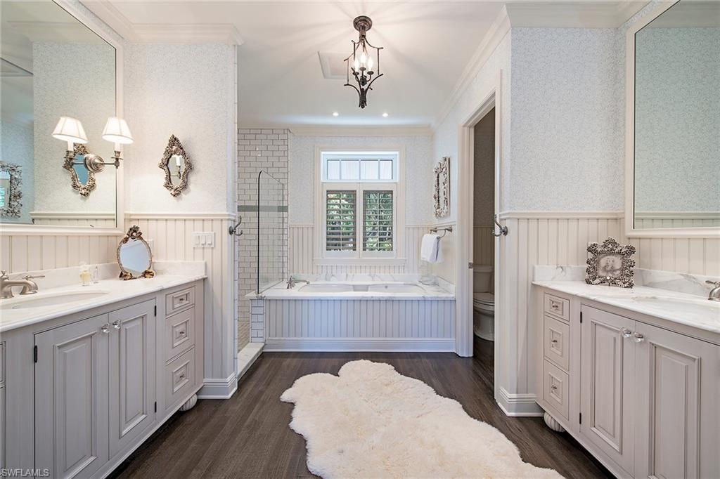 OLDE NAPLES - Residential