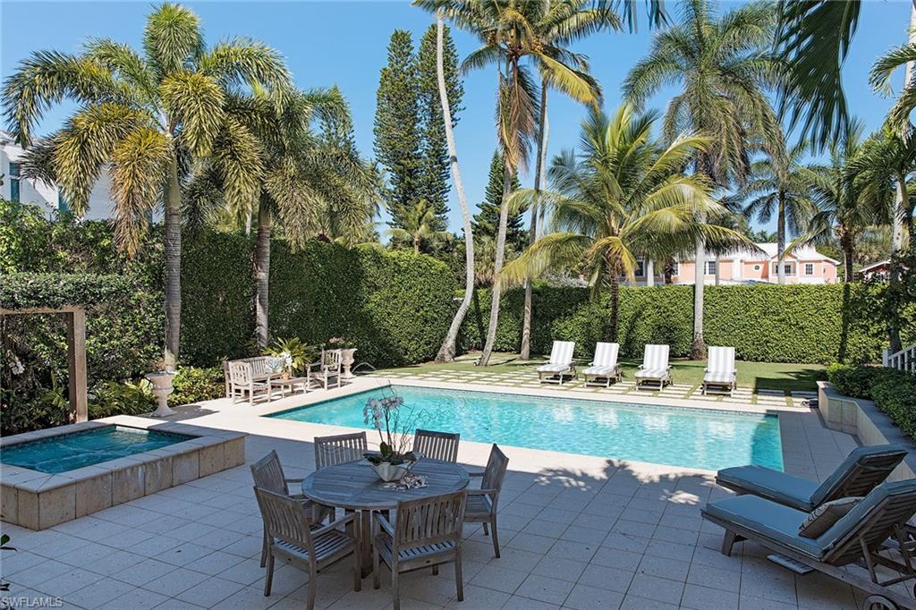 OLDE NAPLES - Residential