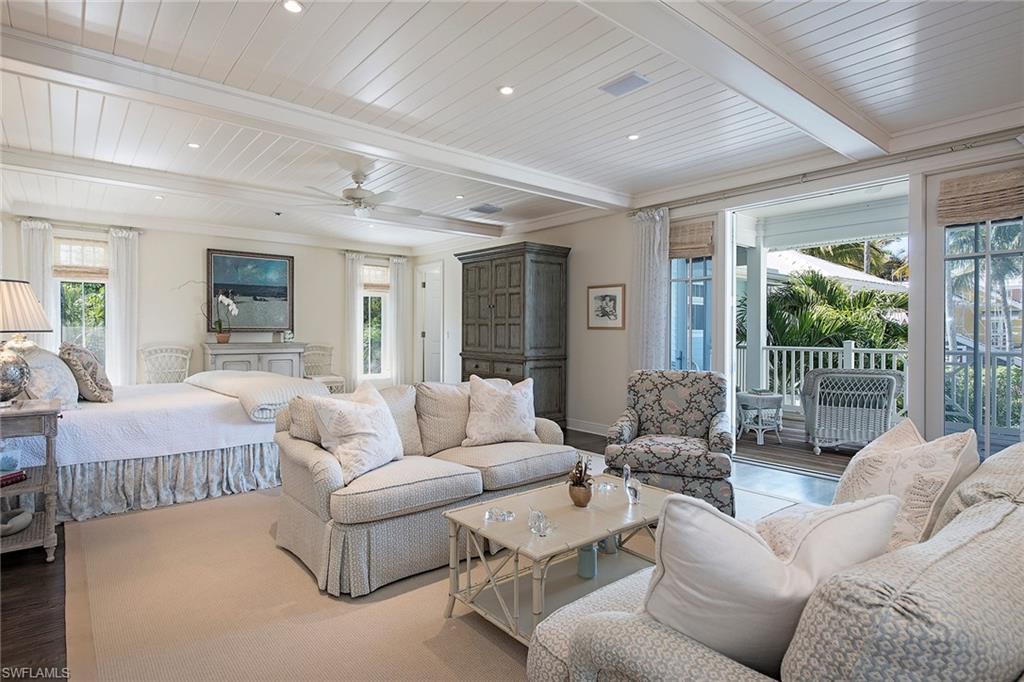 OLDE NAPLES - Residential