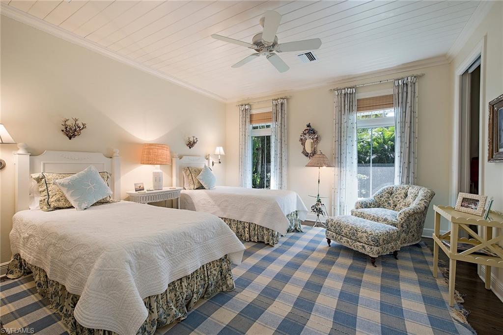 OLDE NAPLES - Residential