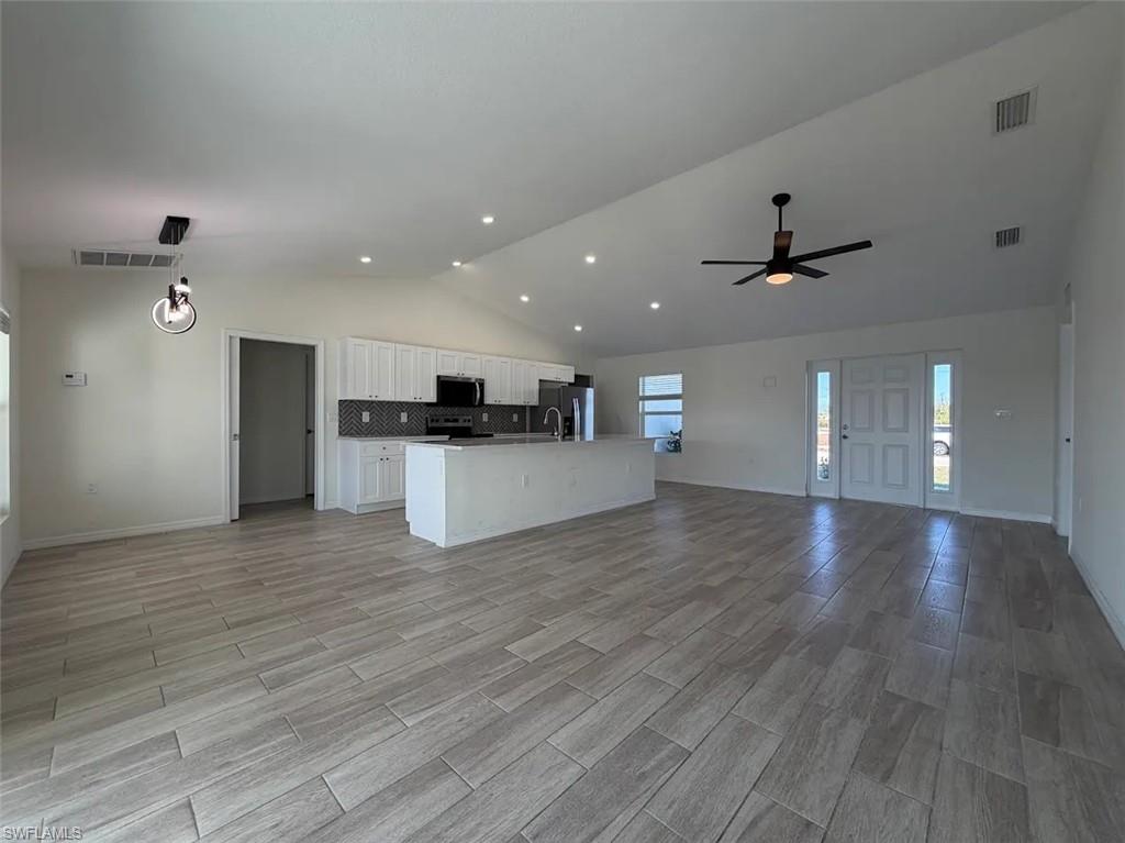 CAPE CORAL - Residential Lease