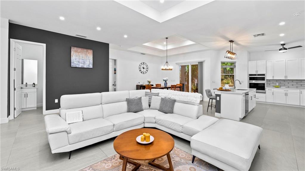 GOLDEN GATE ESTATES - Residential