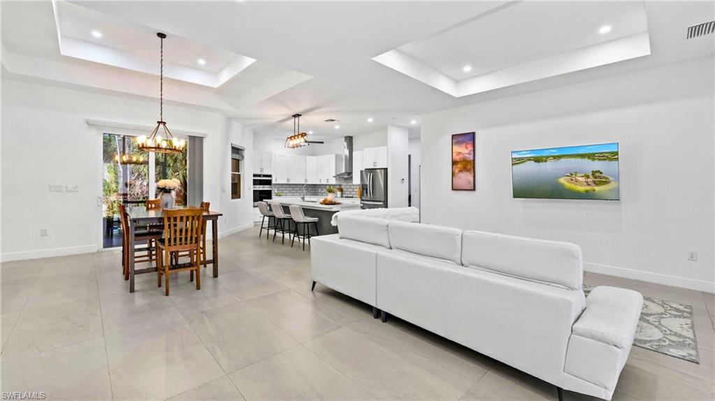 GOLDEN GATE ESTATES - Residential