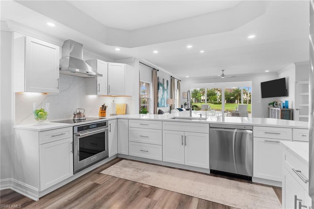 SPINNAKER POINTE - Residential