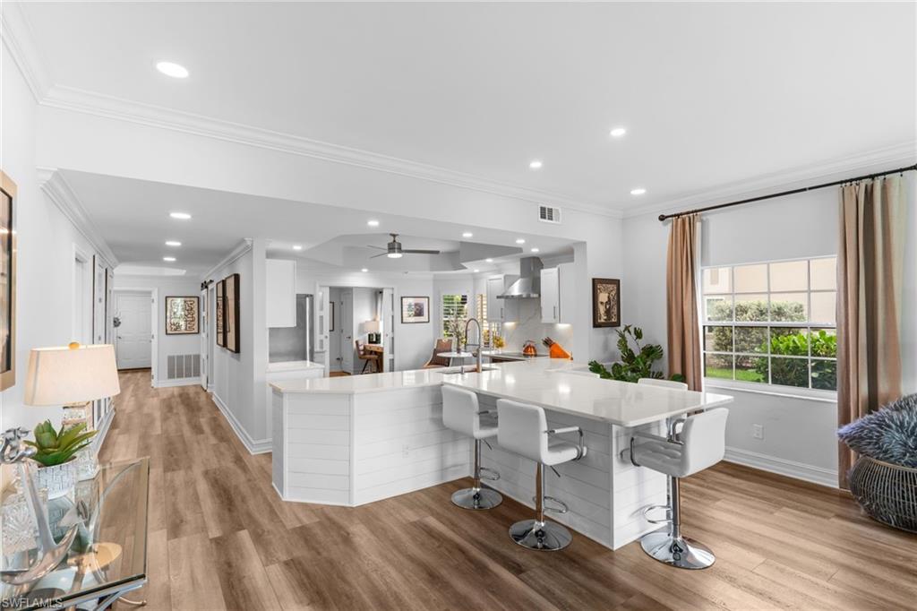 SPINNAKER POINTE - Residential