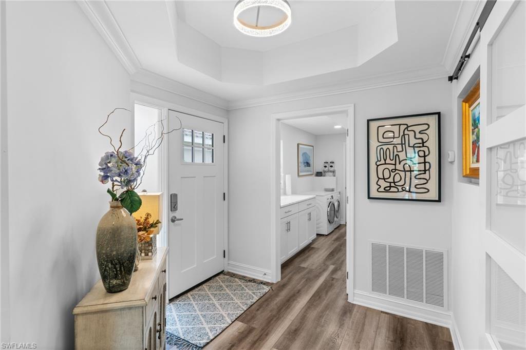 SPINNAKER POINTE - Residential