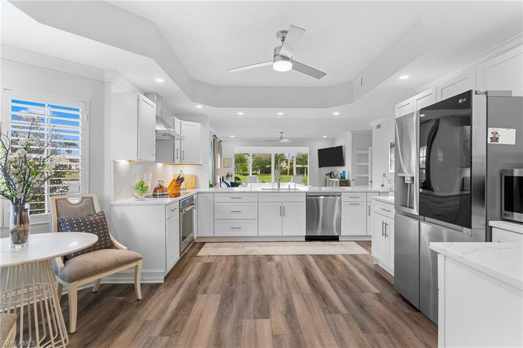 SPINNAKER POINTE - Residential