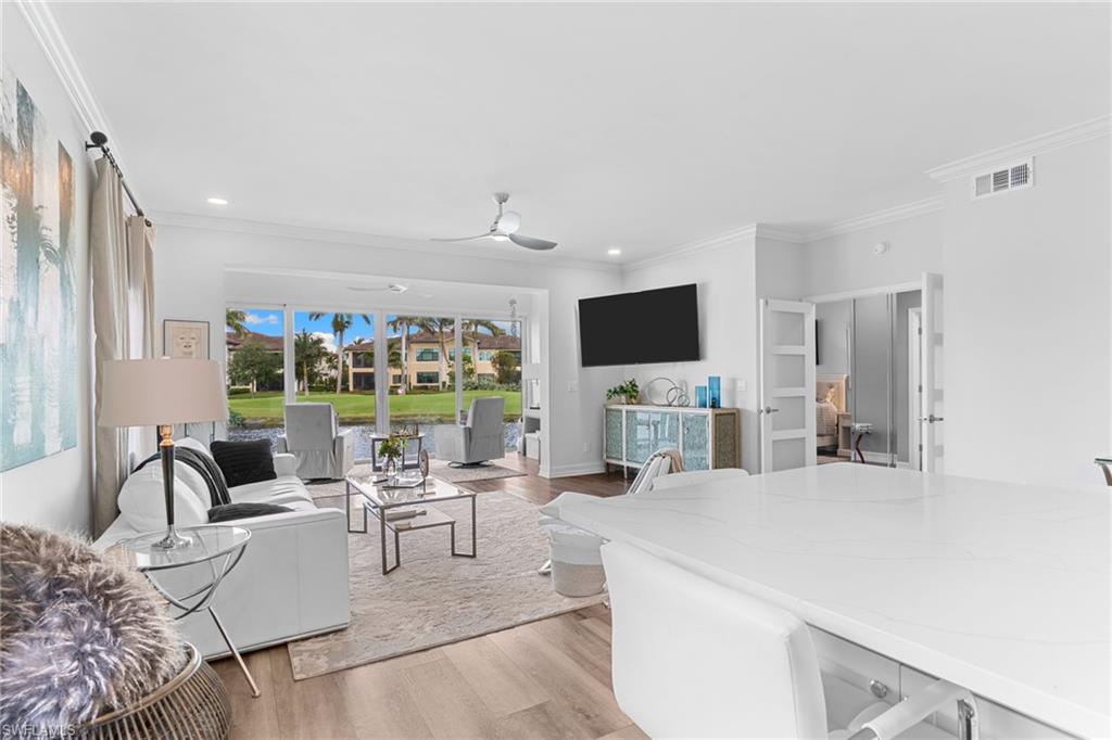 SPINNAKER POINTE - Residential