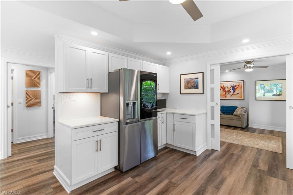 SPINNAKER POINTE - Residential