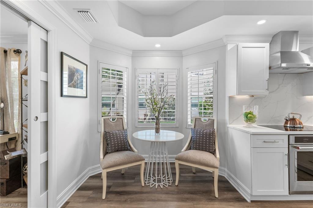 SPINNAKER POINTE - Residential