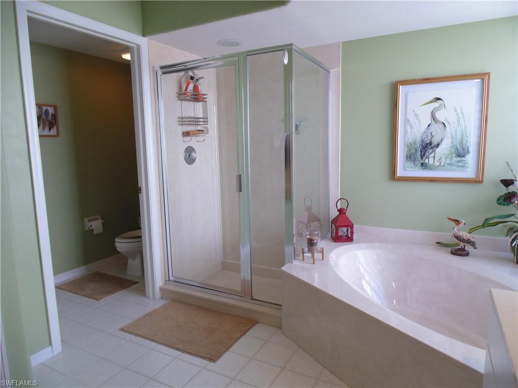 DEL VERA COUNTRY CLUB - Residential Lease