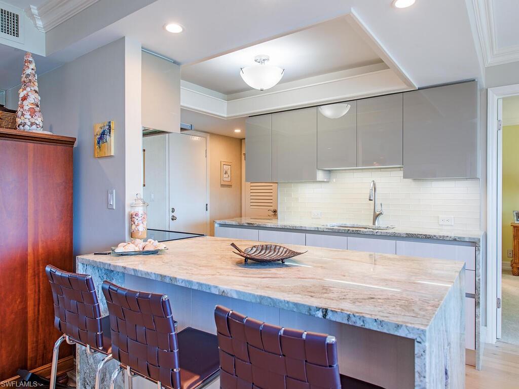 3430 Gulf Shore BLVD N 6C