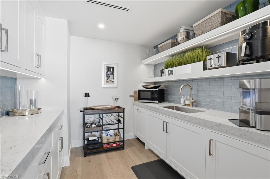 KALEA BAY TOWER 400 - Residential