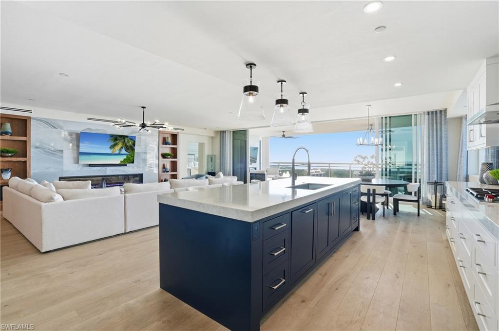 KALEA BAY TOWER 400 - Residential