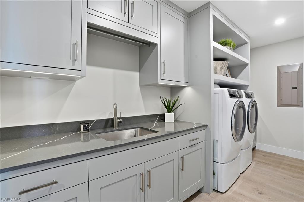 KALEA BAY TOWER 400 - Residential