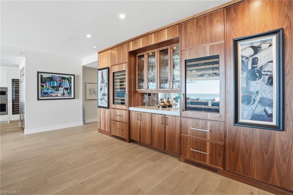 KALEA BAY TOWER 400 - Residential