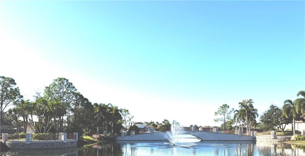 SATURNIA LAKES - Residential