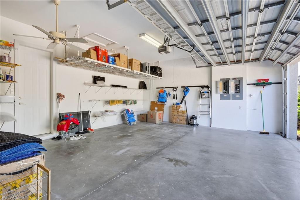 SATURNIA LAKES - Residential