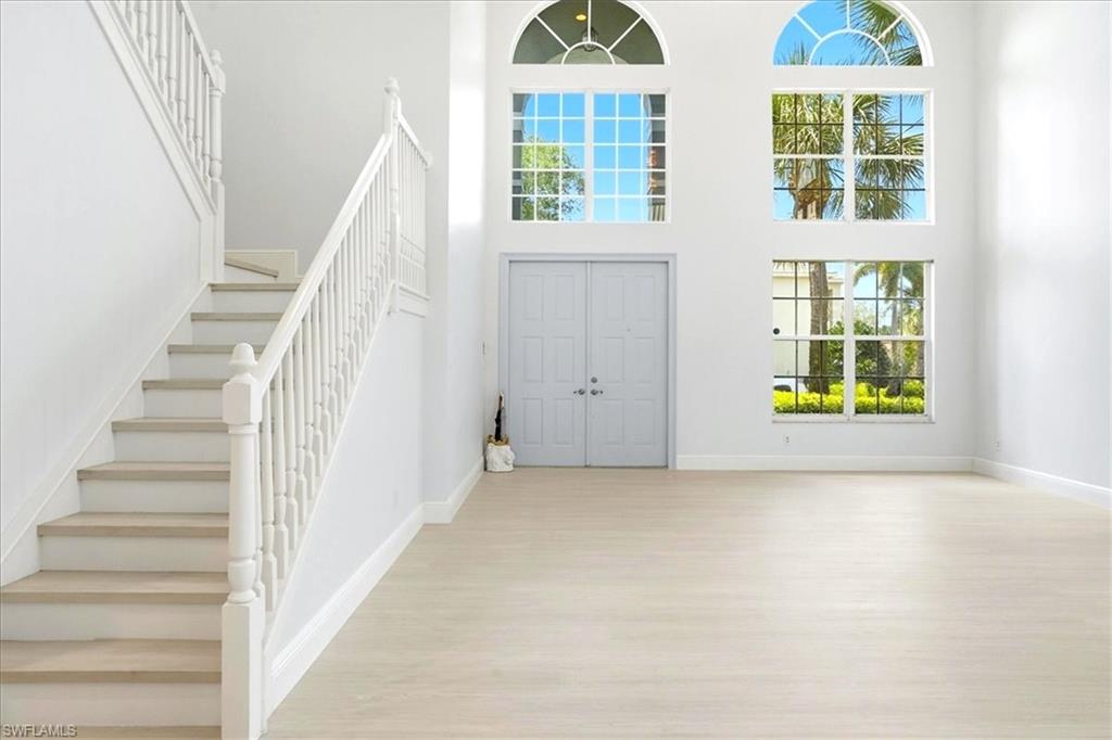 SATURNIA LAKES - Residential