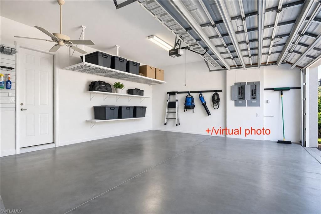 SATURNIA LAKES - Residential