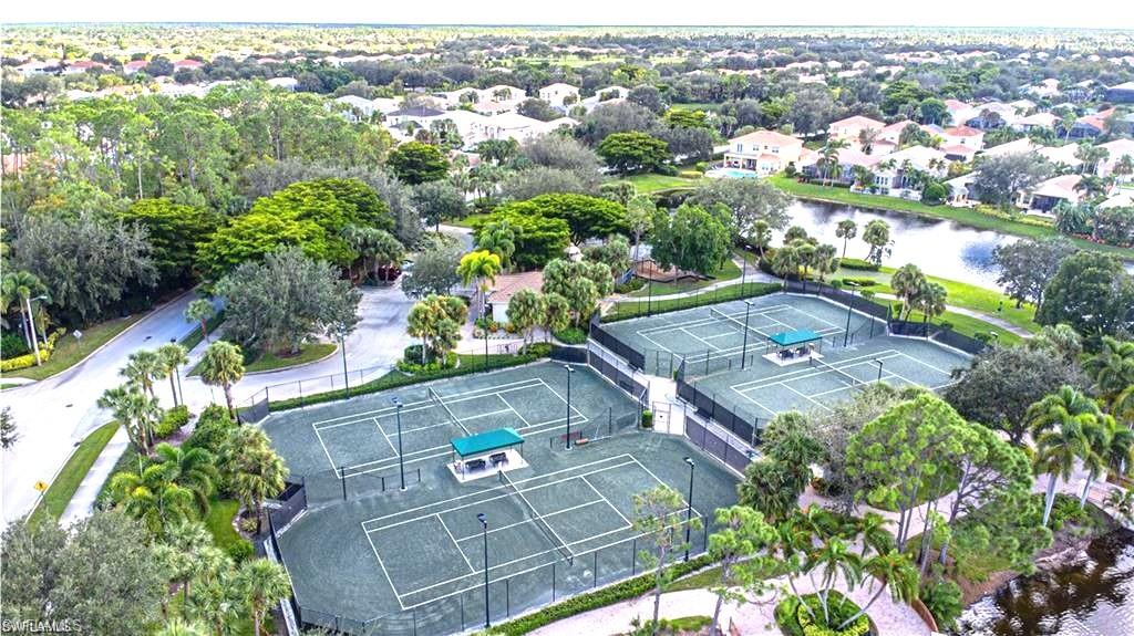 SATURNIA LAKES - Residential