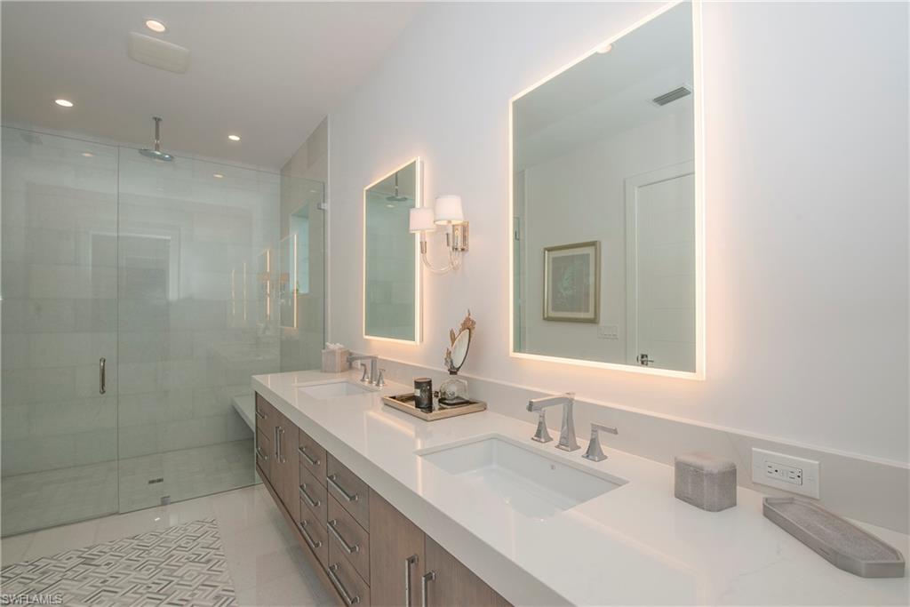 MANGROVE BAY - Residential