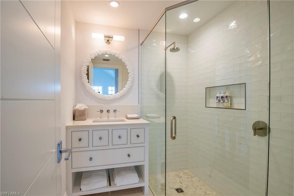 MANGROVE BAY - Residential