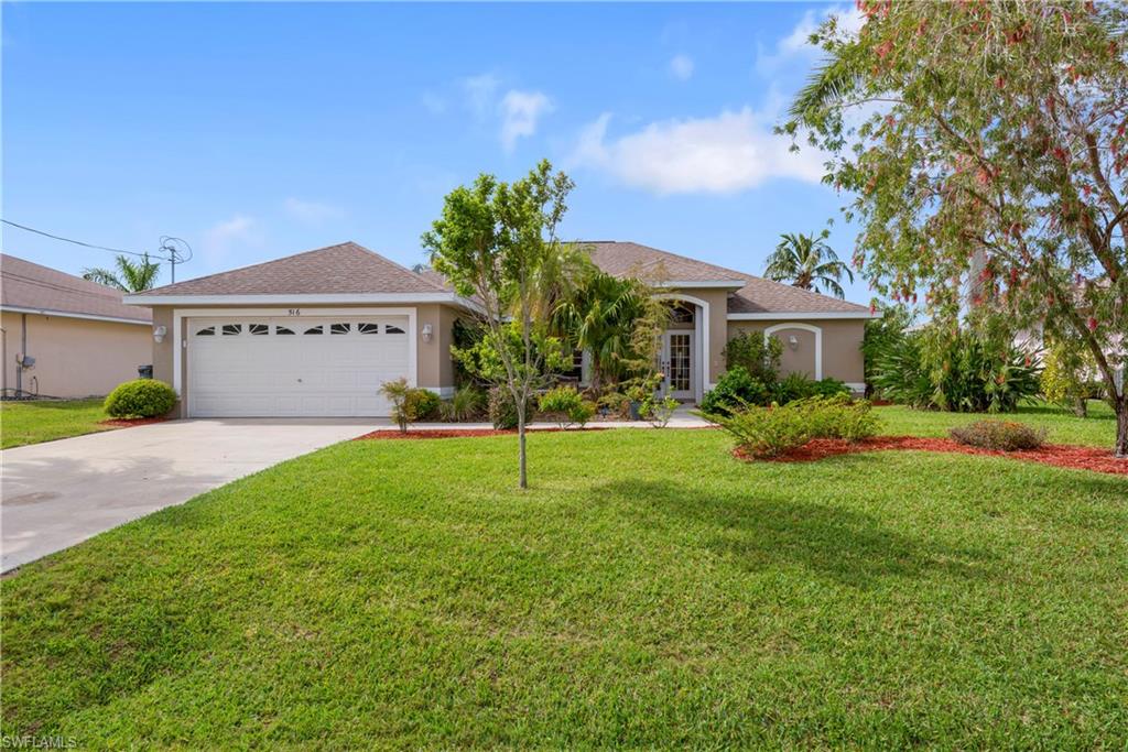 CAPE CORAL - Residential