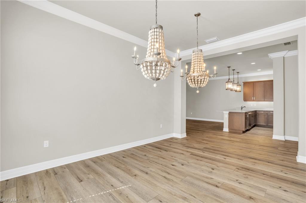 Properties 4420 Aurora ST