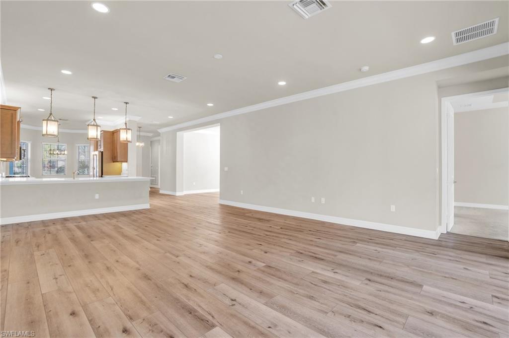STONECREEK - Residential