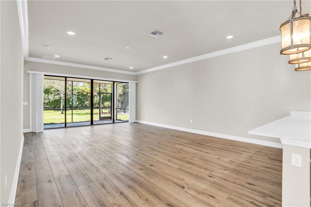 Properties 4420 Aurora ST
