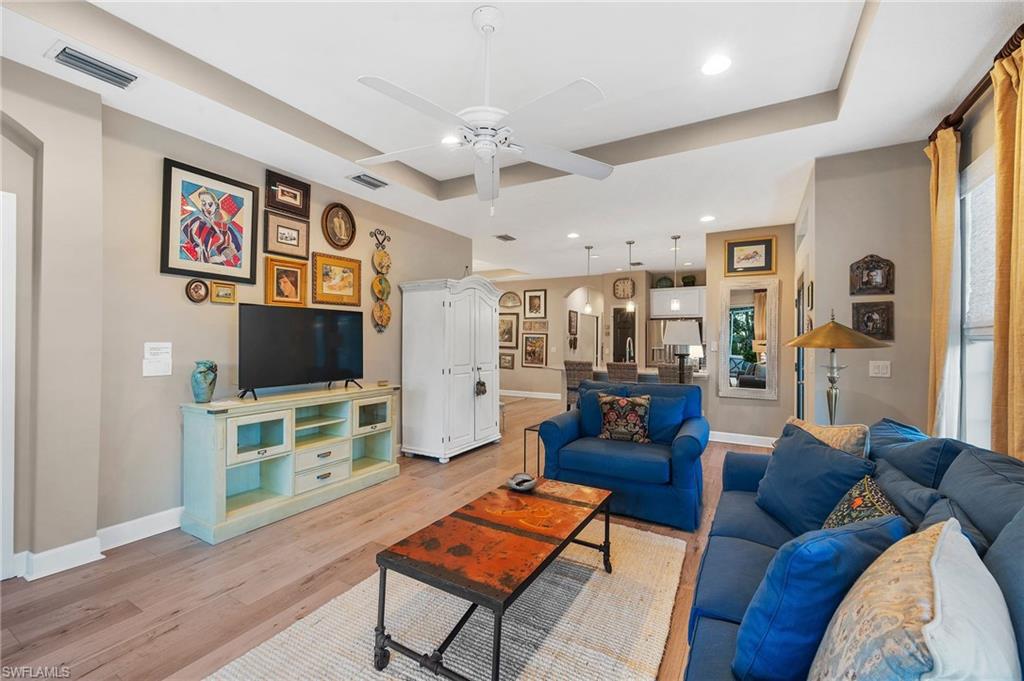 SANDOVAL - Residential