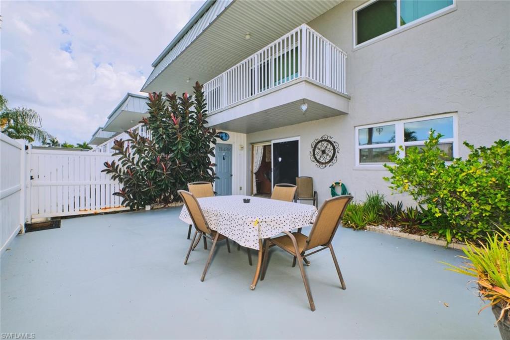 REGENCY CONDO - Residential