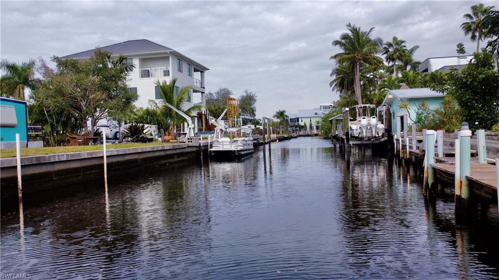 TARPON BEND UNREC - Land