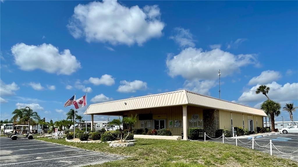 LEESURE VILLAGE - Residential