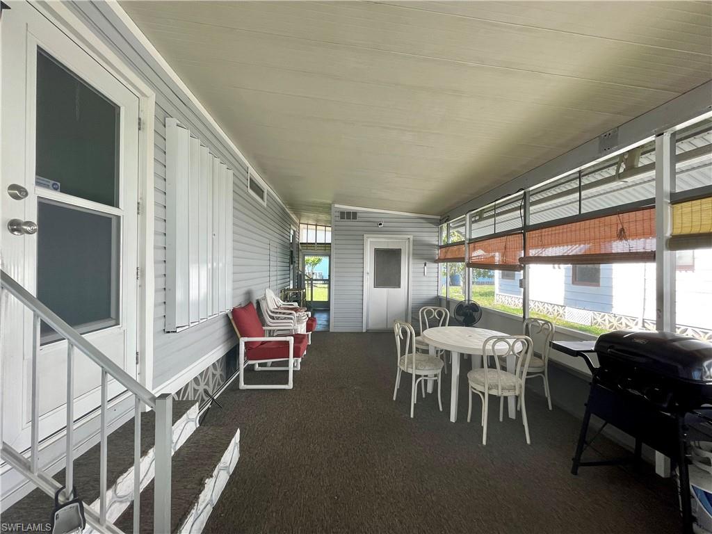 LEESURE VILLAGE - Residential