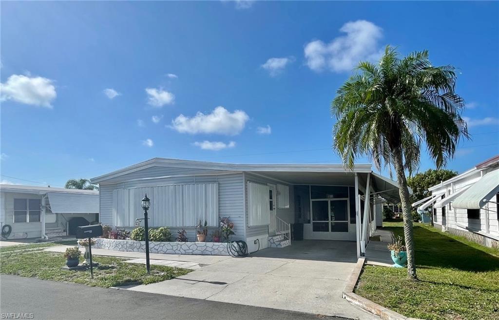 LEESURE VILLAGE - Residential