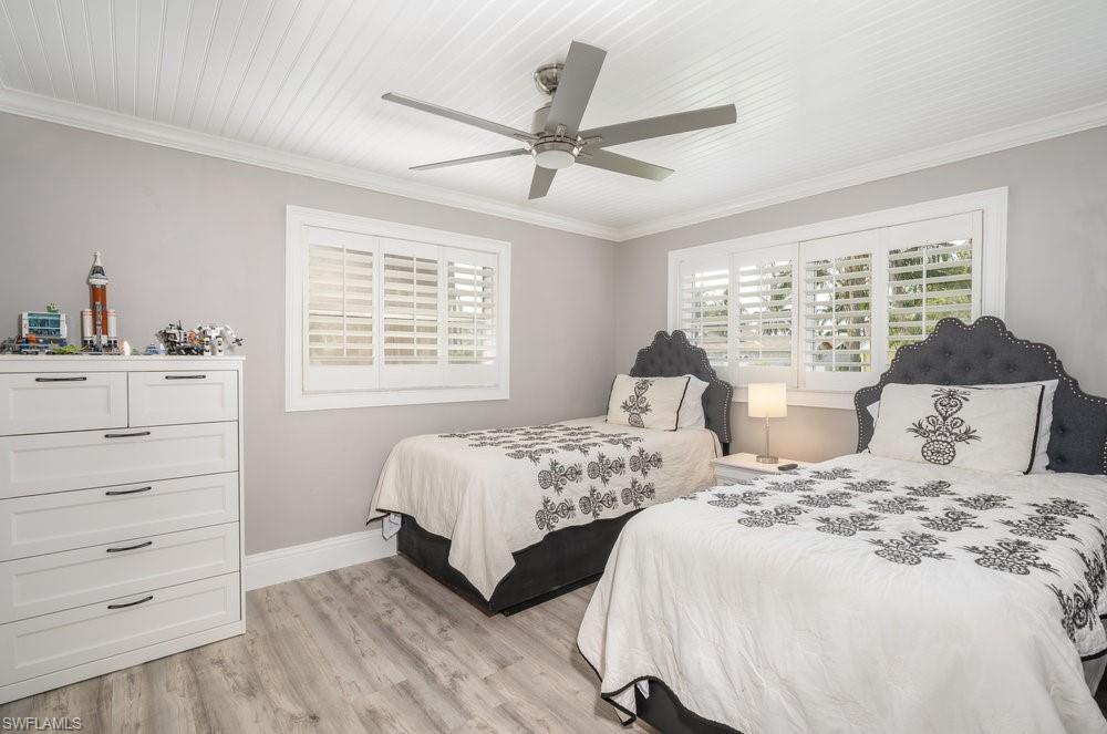 ROYAL HARBOR - Residential