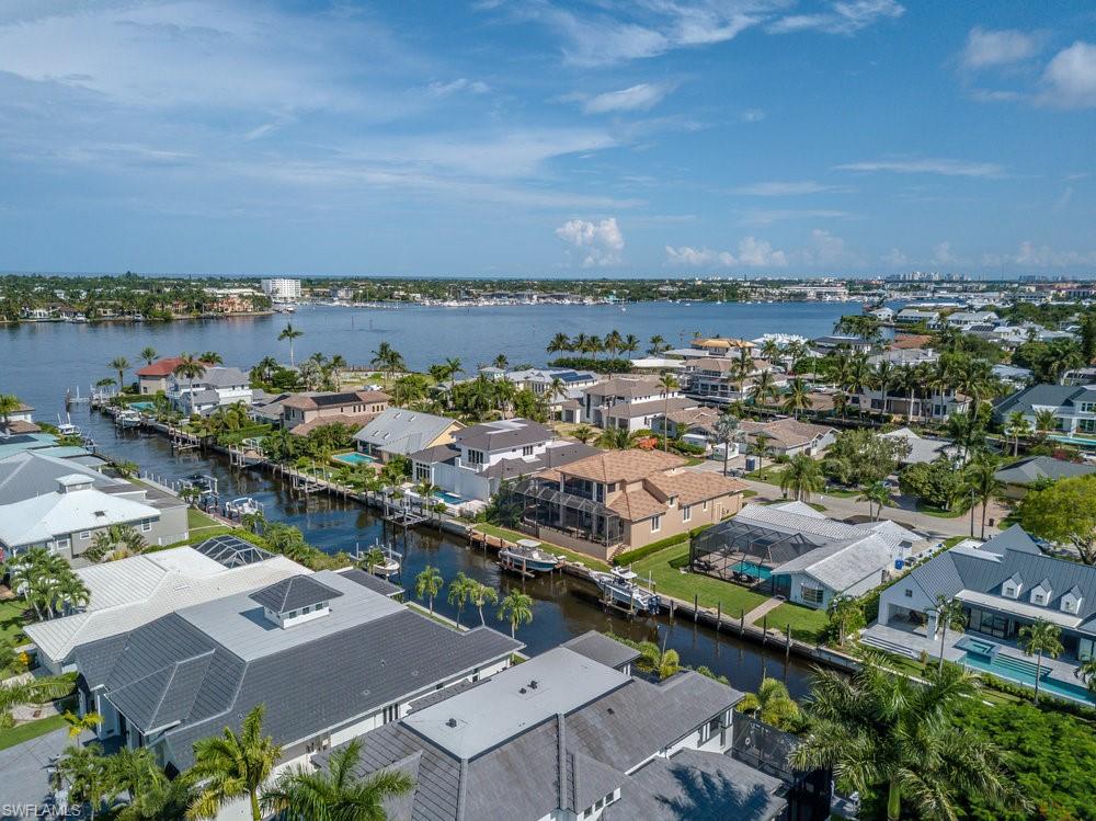 ROYAL HARBOR - Residential