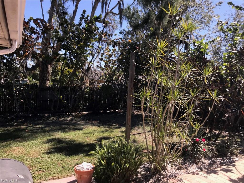 BONITA FARMS - Residential